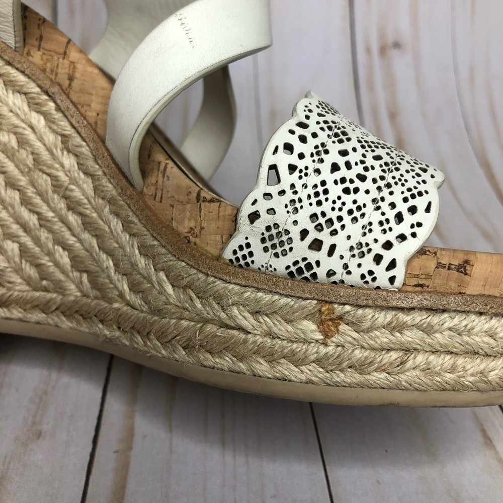Salvatore Ferragamo White Leather Scalloped Wedge Espadrilles Sz 6 - Picture 12 of 14